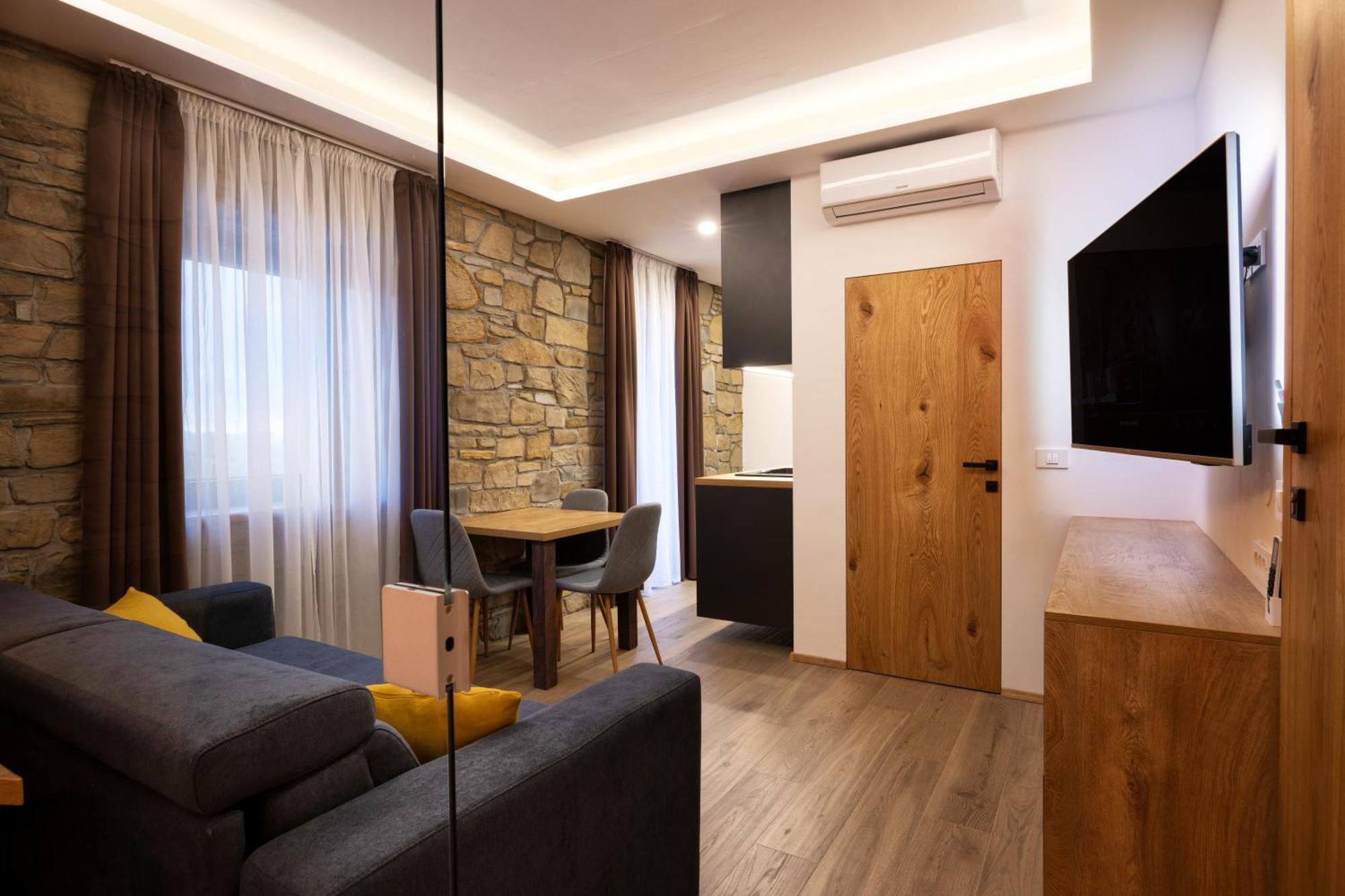 Stok - Rooms, Wine & Restaurant - Marezige, Копер Екстер'єр фото