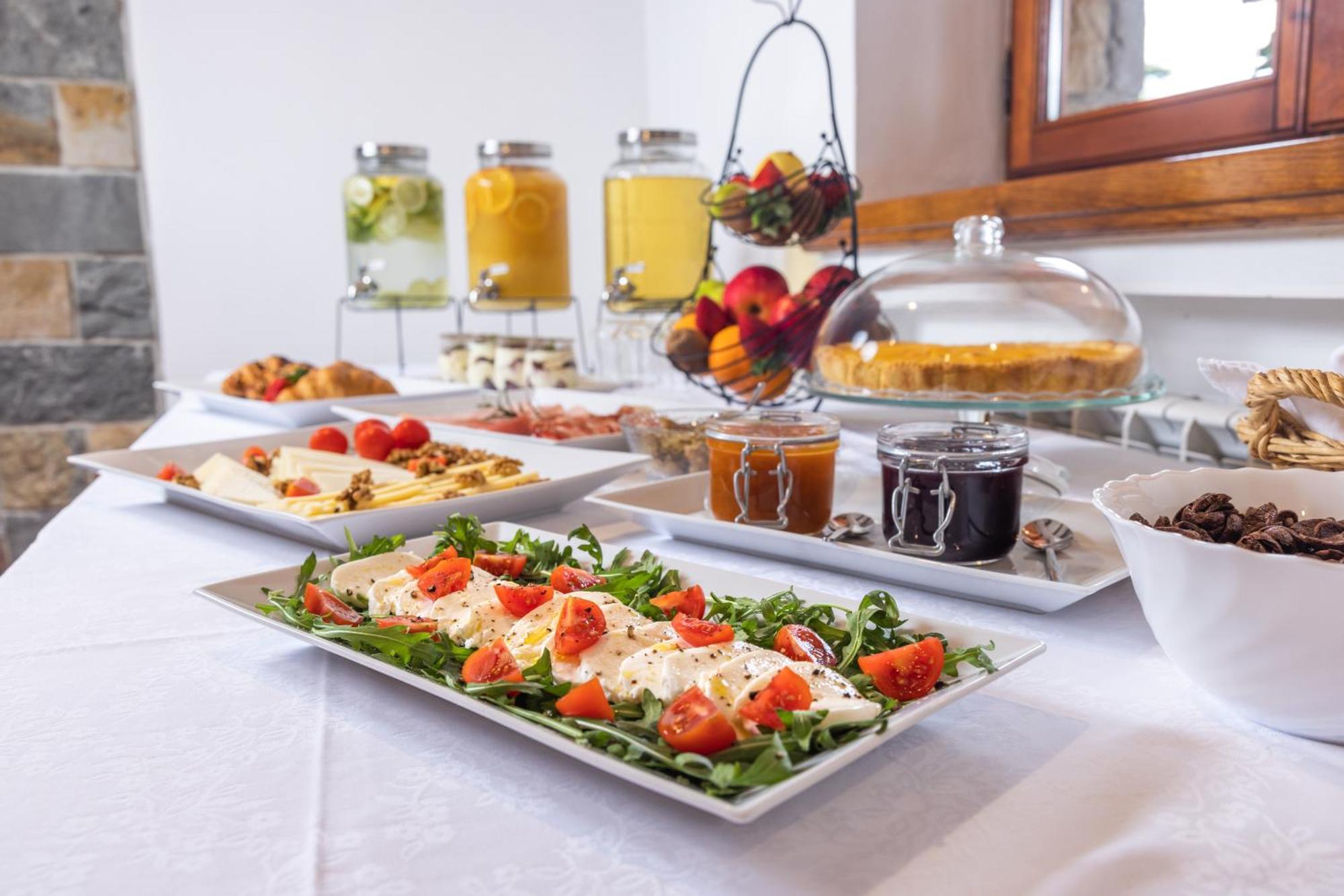 Stok - Rooms, Wine & Restaurant - Marezige, Копер Екстер'єр фото