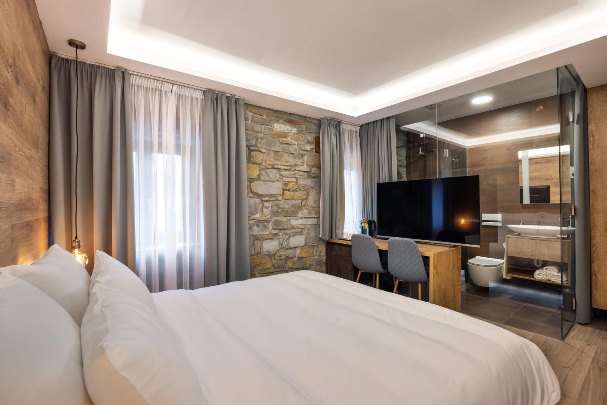 Stok - Rooms, Wine & Restaurant - Marezige, Копер Екстер'єр фото